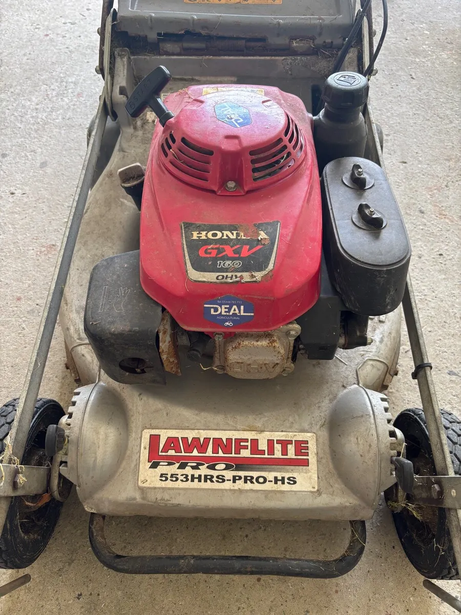 Honda Lawnflite lawnmower Pro - Image 1