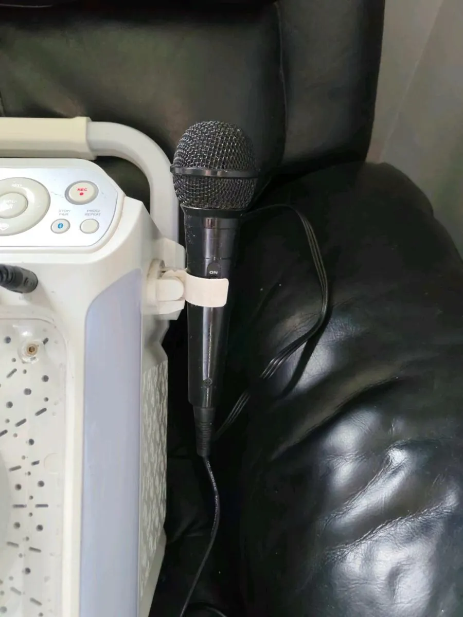 karaoke machine - Image 3