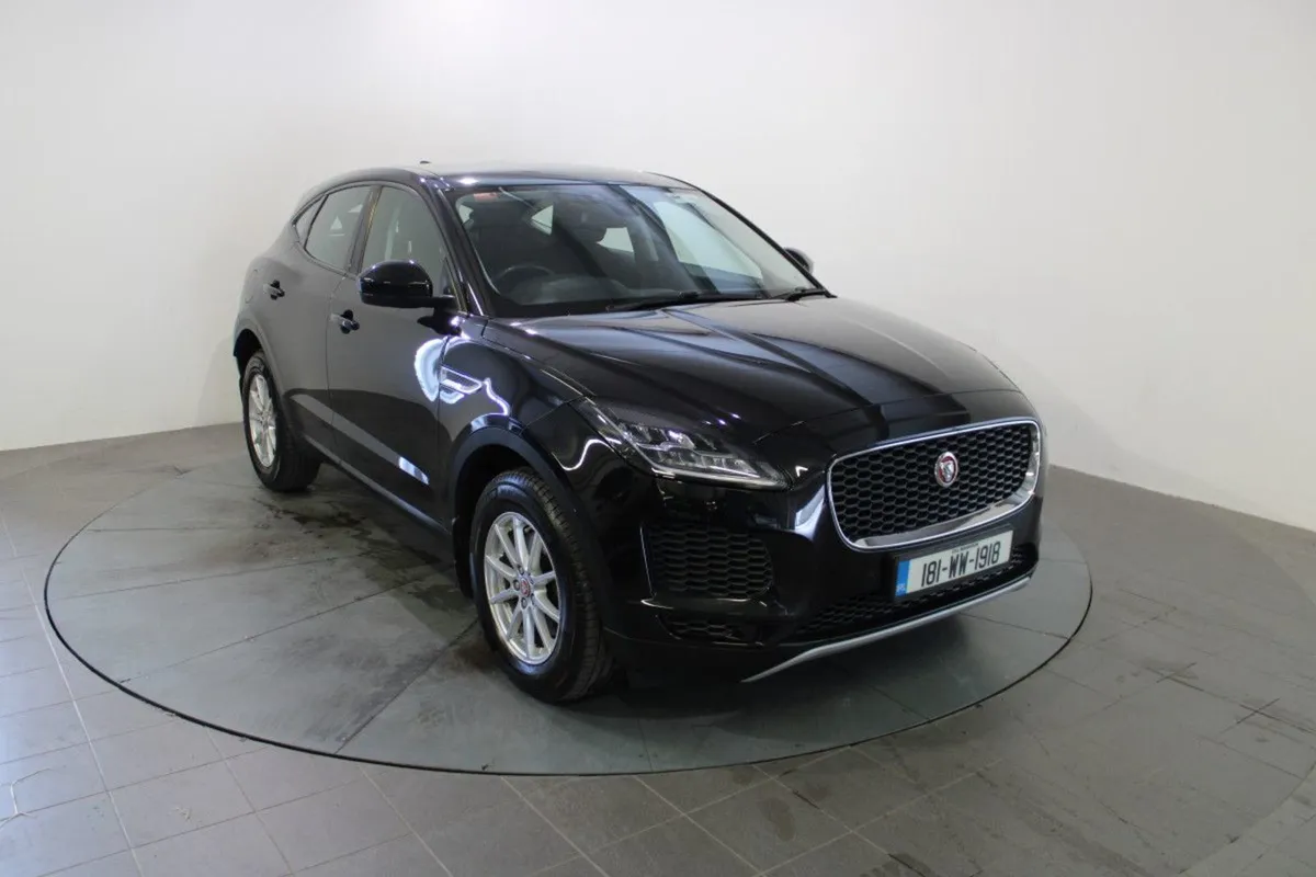 Jaguar E- PACE 2.0d I4 150 PS FWD Manual S - Image 1