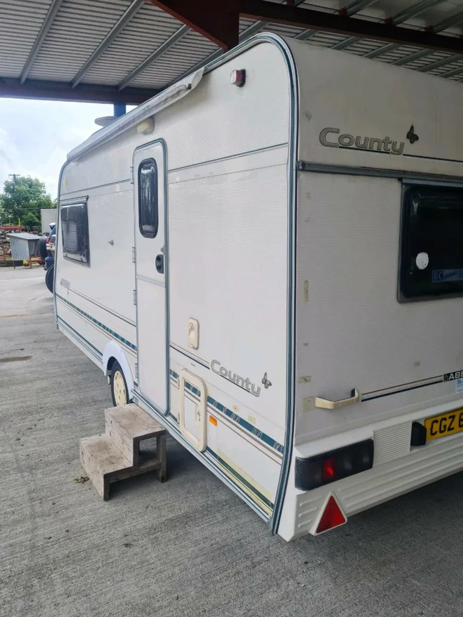 Caravan - Image 3