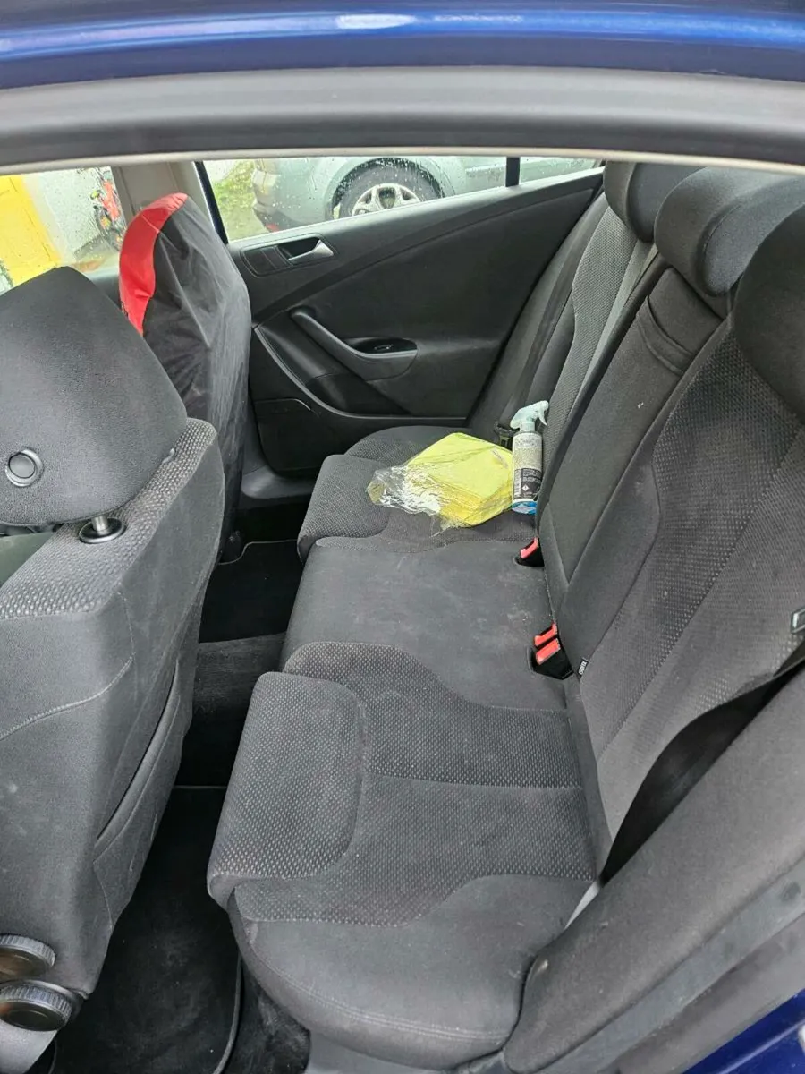 Volkswagen passat - Image 4