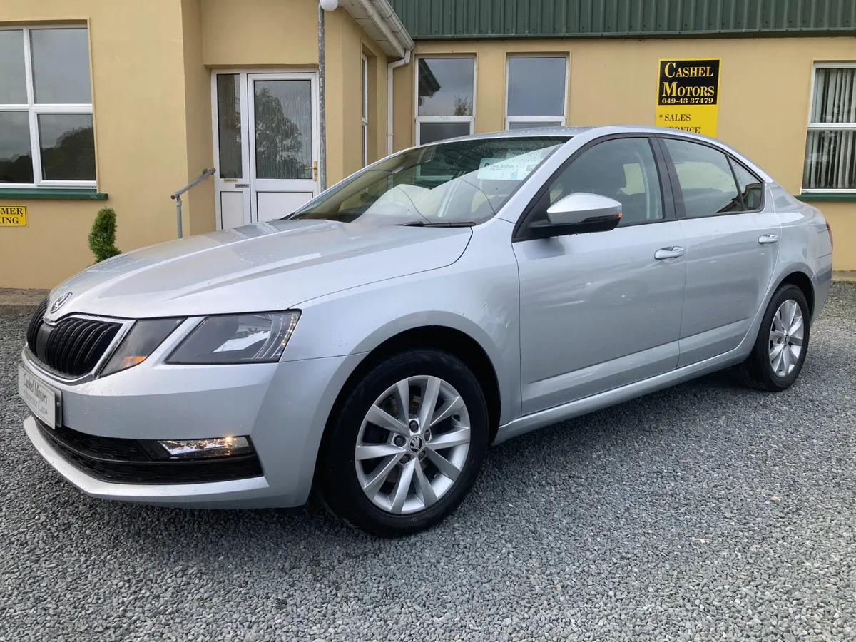AMBITION TSI 115HP Showroom Condition 1 Owner - Image 2
