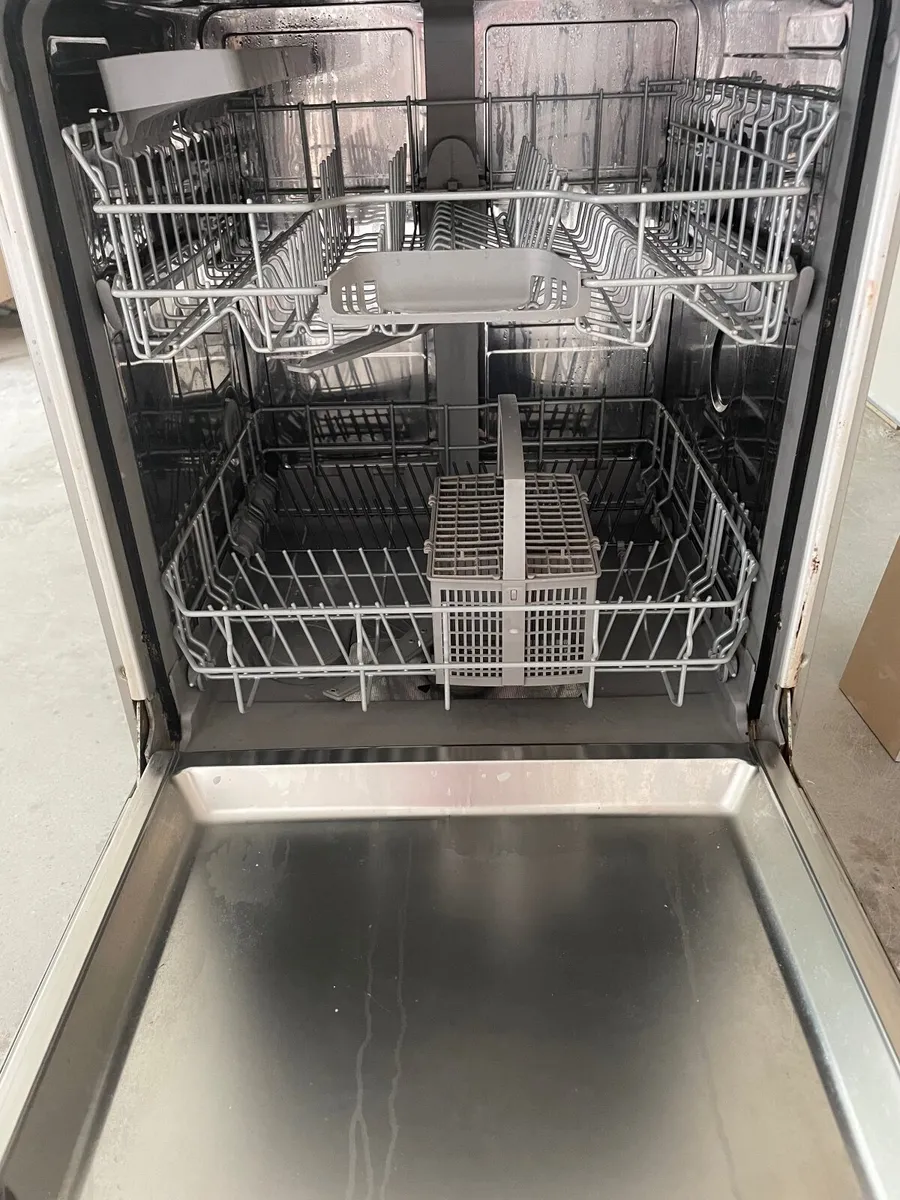 Bosch Series 2 Dishwasher - Image 3