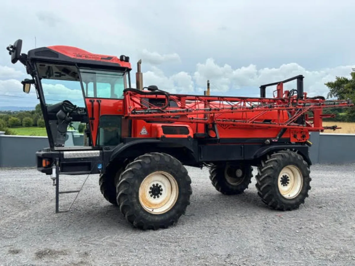 Sands SLC 4000 -Self Propelled Sprayer - Image 2