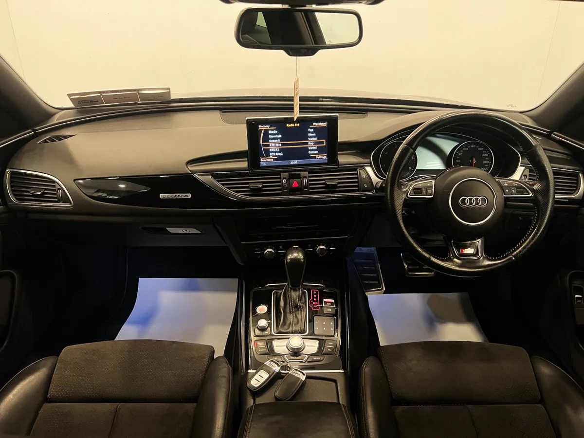 GENUINE AUDI A6 S-LINE BLACK EDITION QUATTRO 2017 - Image 4