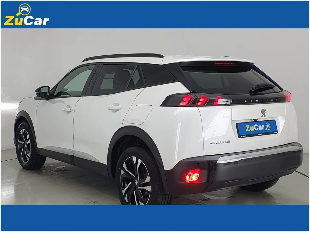 Peugeot 2008 Allure Premium 50kwh Auto - Image 4
