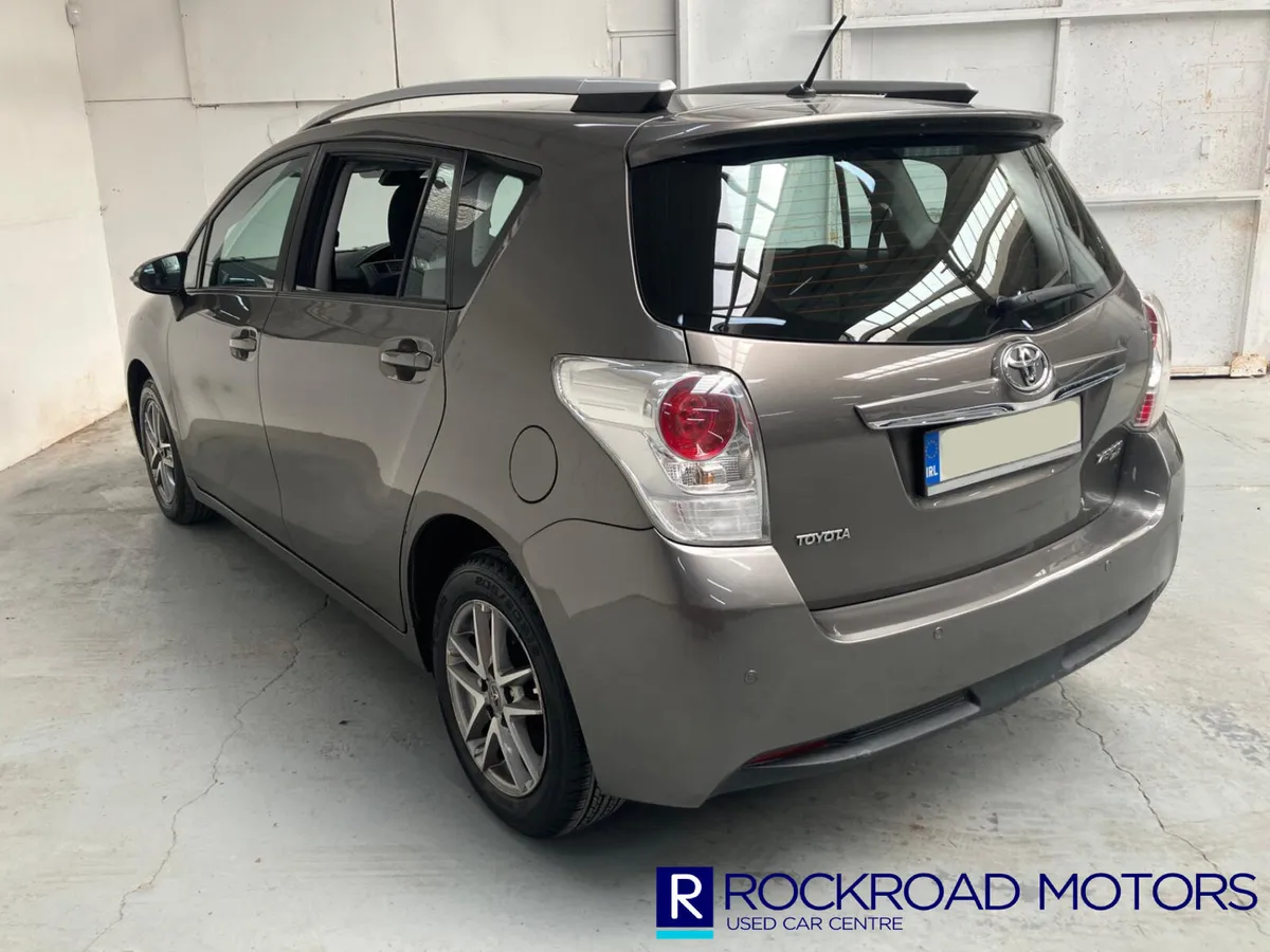 Toyota Verso 1.6d Aura 7 Seater 2016 - Image 4