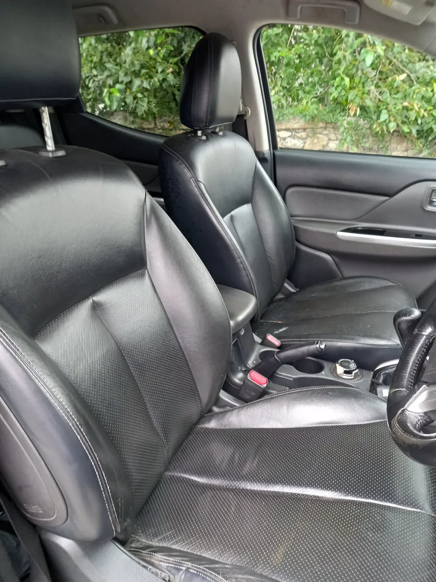 2018 Mitsubishi L200 Crew Cab 2.5 Diesel - Image 3