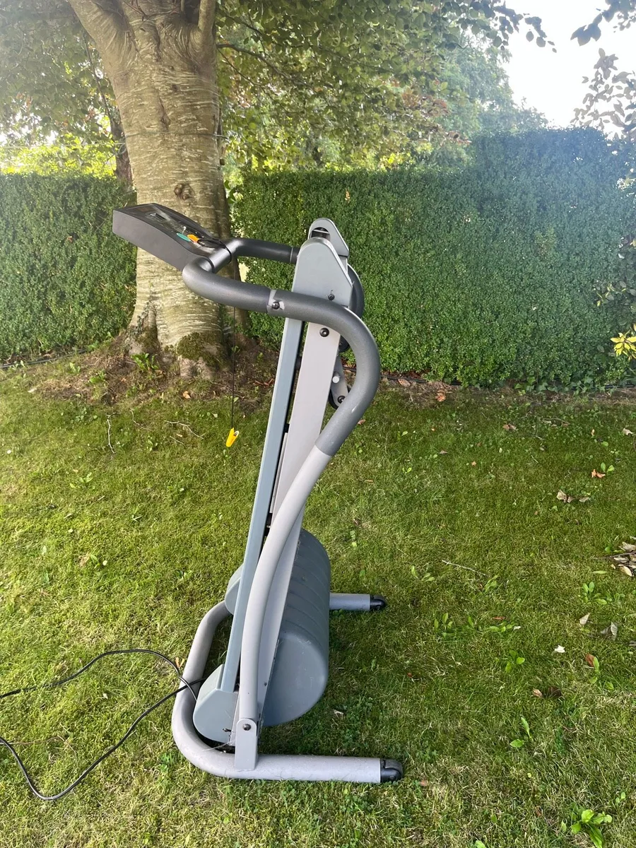 Treadmill - Image 4