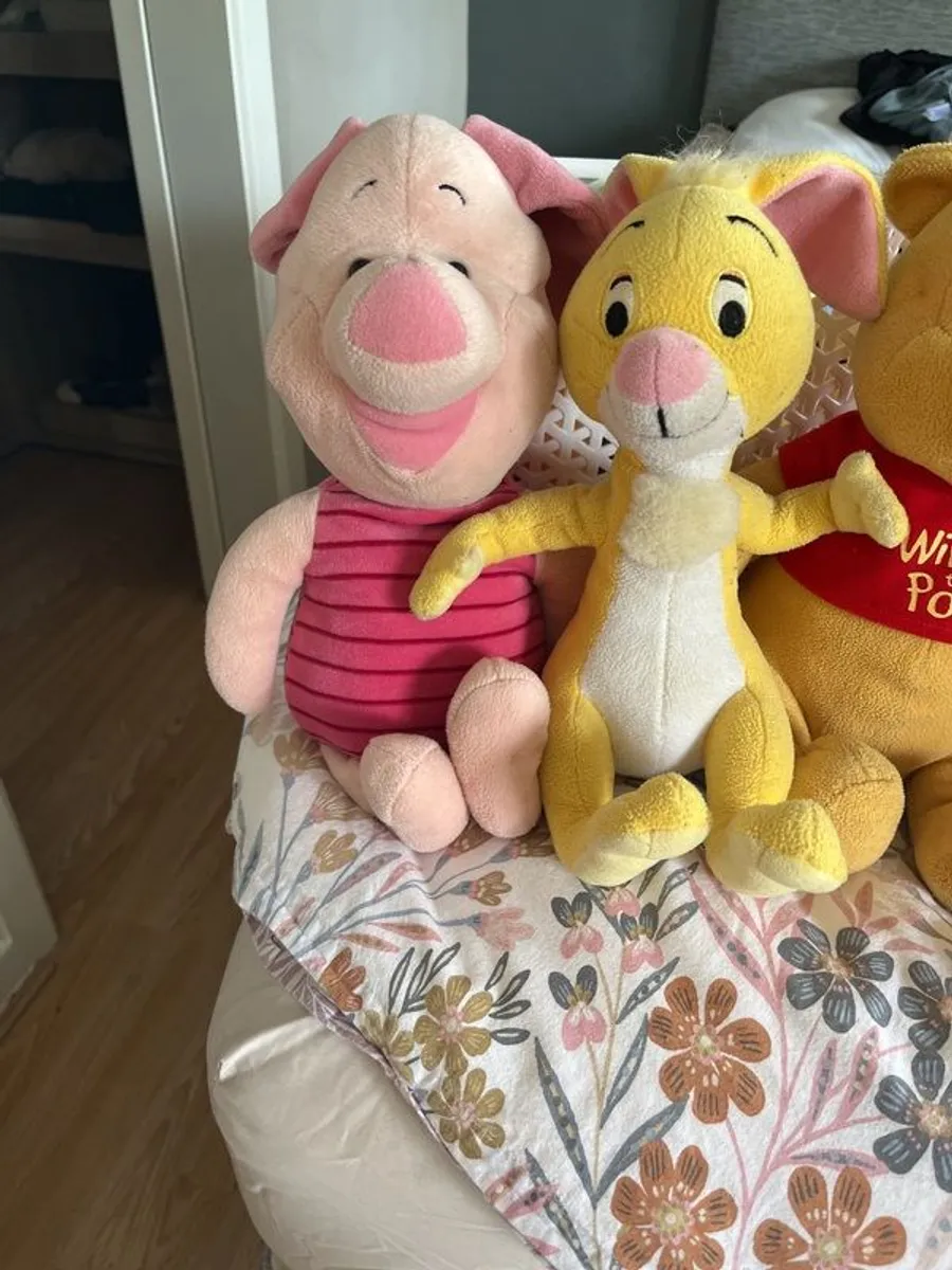 Winnie the poo & friends - Image 1