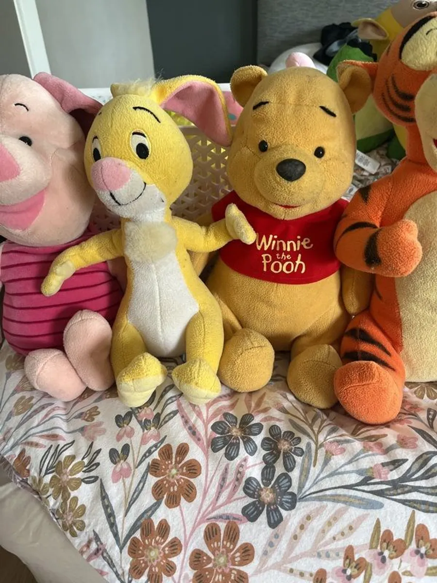 Winnie the poo & friends - Image 2