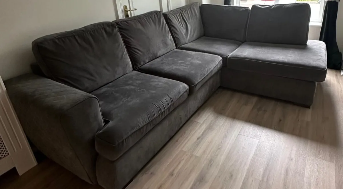 Couch - Image 1