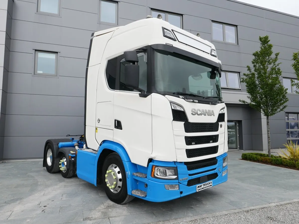 Scania S580 N/G Highline 6x2 Midlift auto gearbox - Image 1