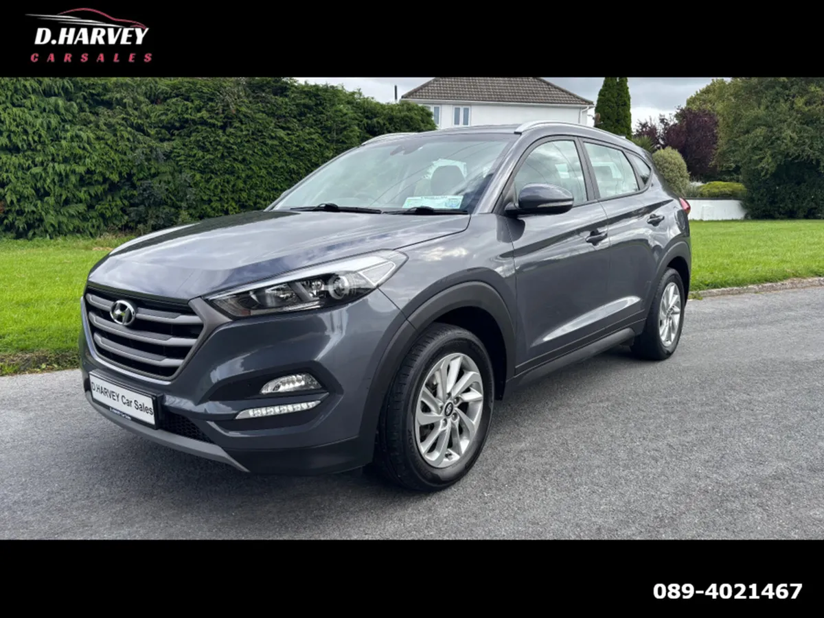 Hyundai Tucson 1.7D SE NAV**Full Leather**Low Mile - Image 4