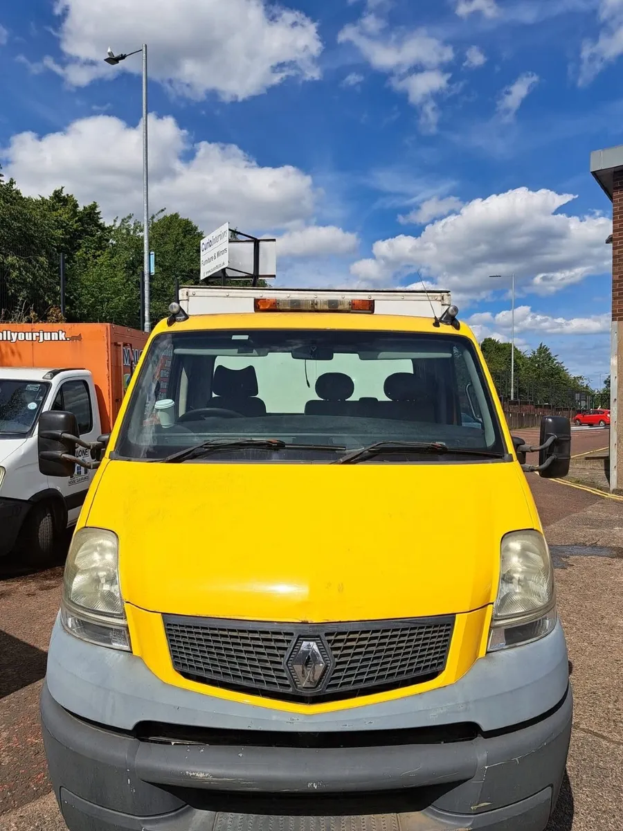 Renault Box Van ‘Mobile Washer’  Factory Made - Image 2