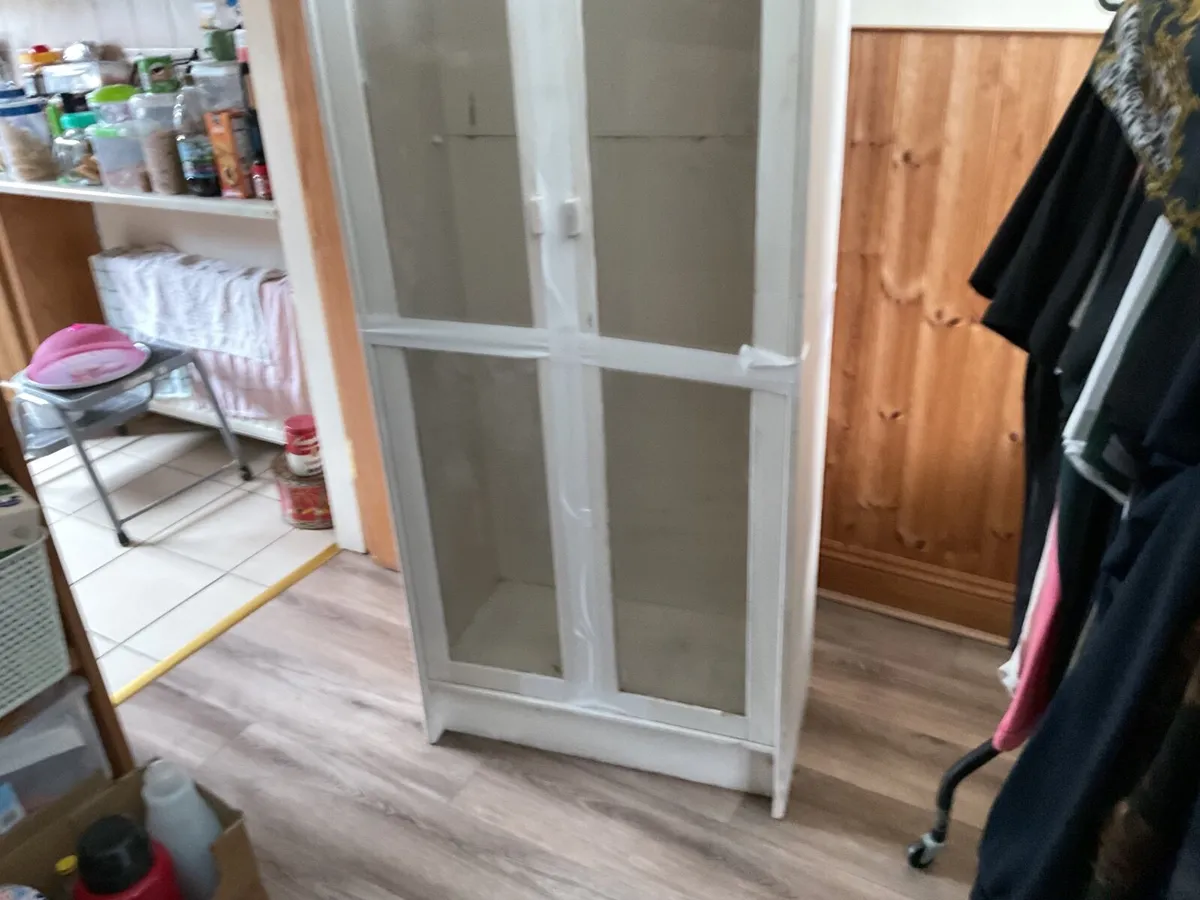 Glass cabinet - Image 4