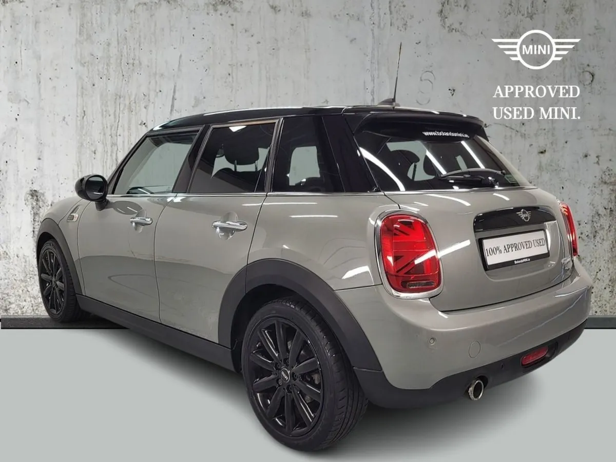 MINI Cooper Cooper Auto - Image 3