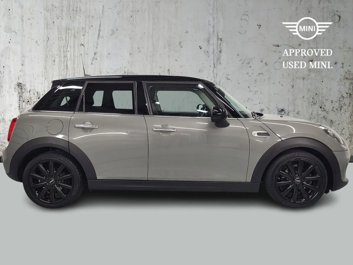 MINI Cooper Cooper Auto - Image 4