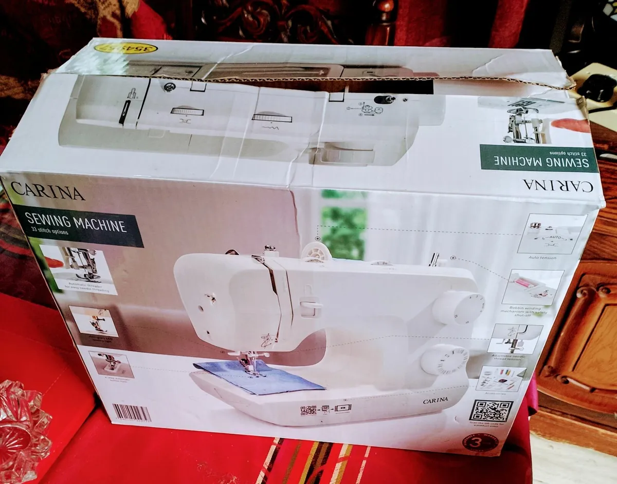 sewing machine - Image 1