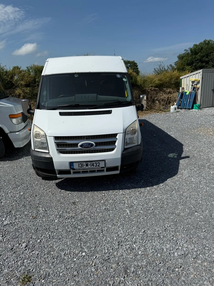Minibus - Image 1