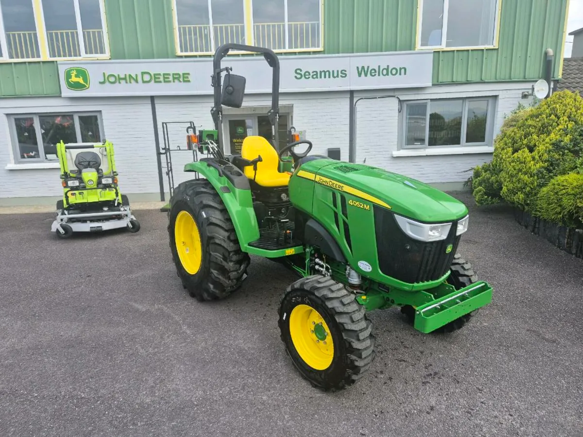 John Deere 4052M - Image 1