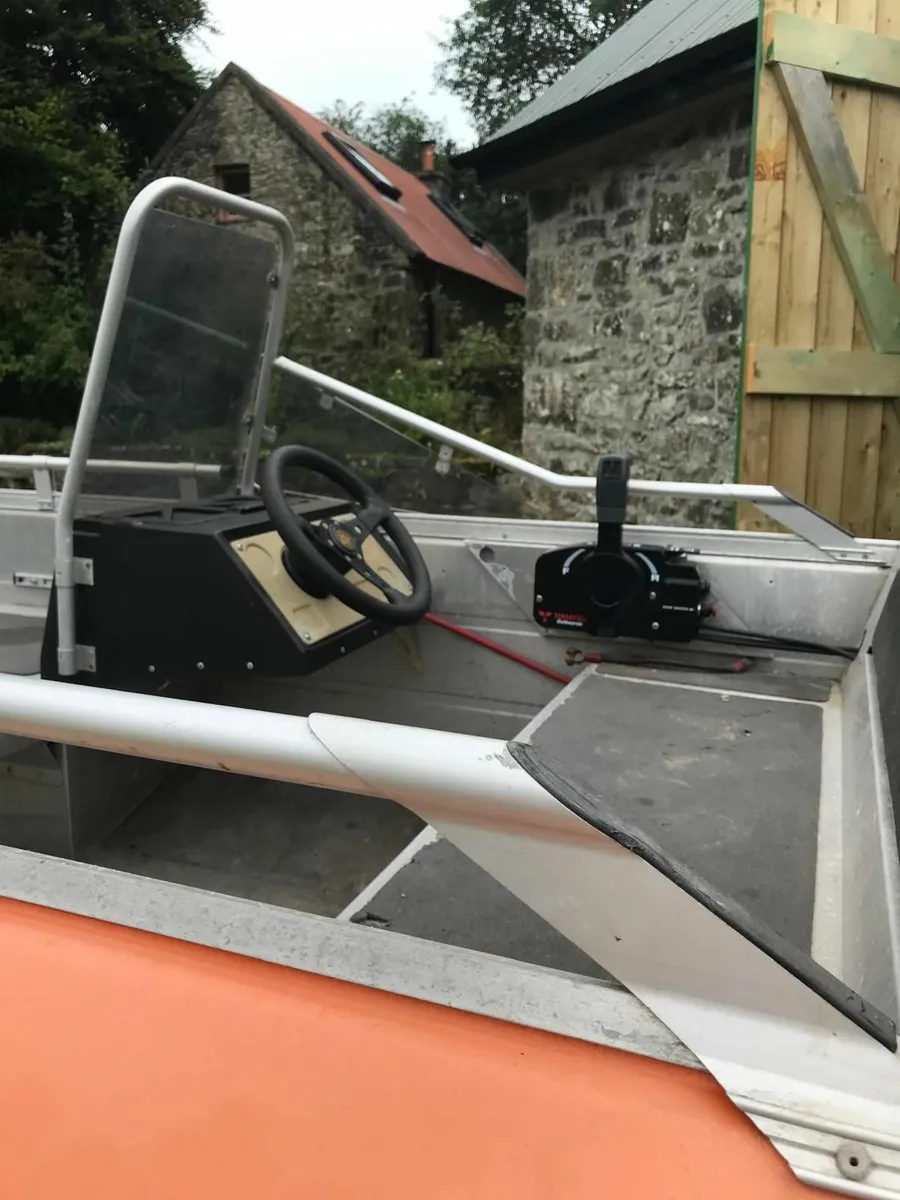Aluminium Buster RS 18ft motor boat +trailer - Image 4