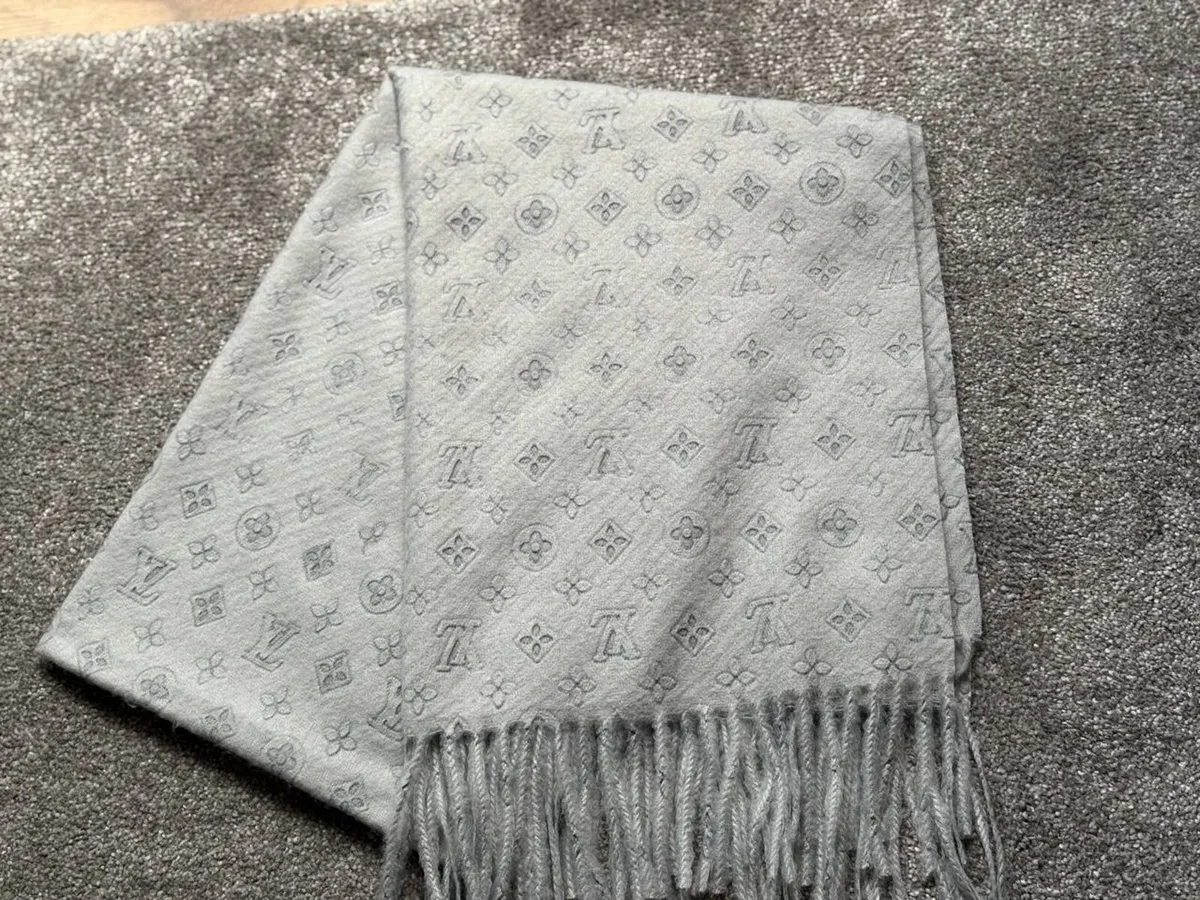 Scarf Louis Vuitton - Image 2