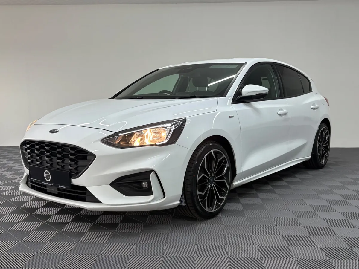 2019 Ford Focus ST Line 1.5 tdci - Image 4