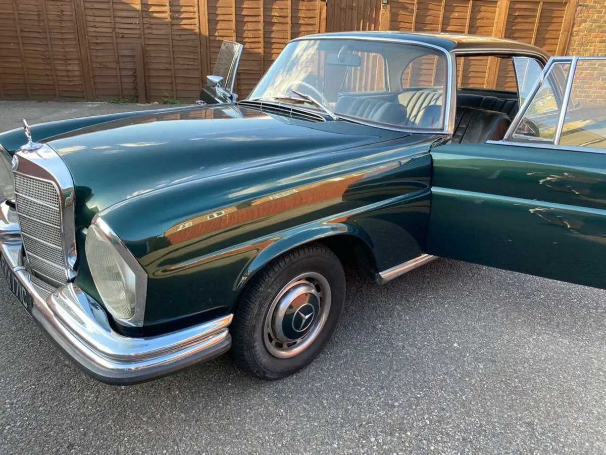 Mercedes w111 2 door coupe - Image 4