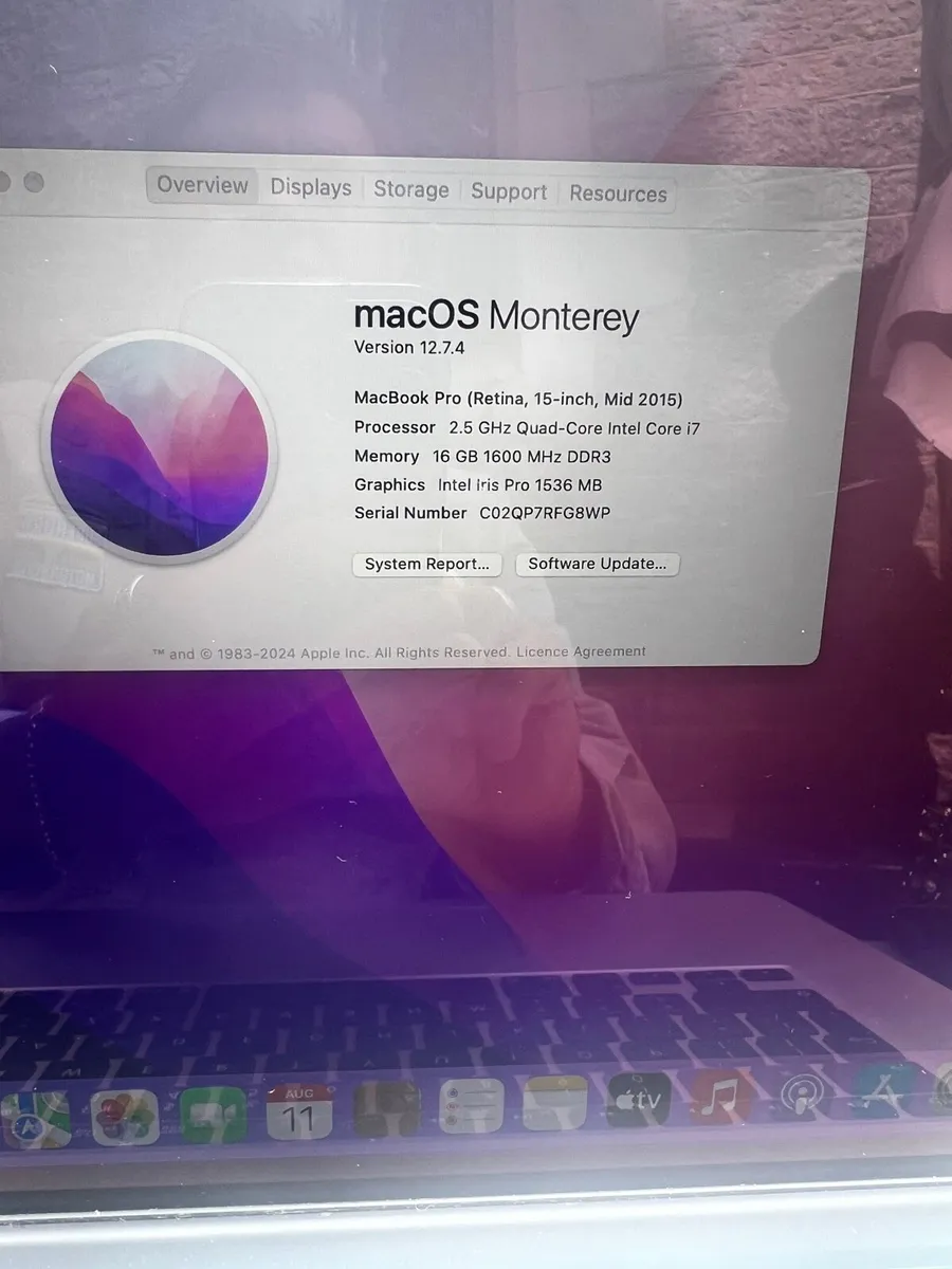 mac book pro 15” - Image 3