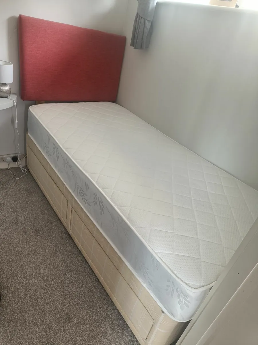 Bed and Mattress - Image 4