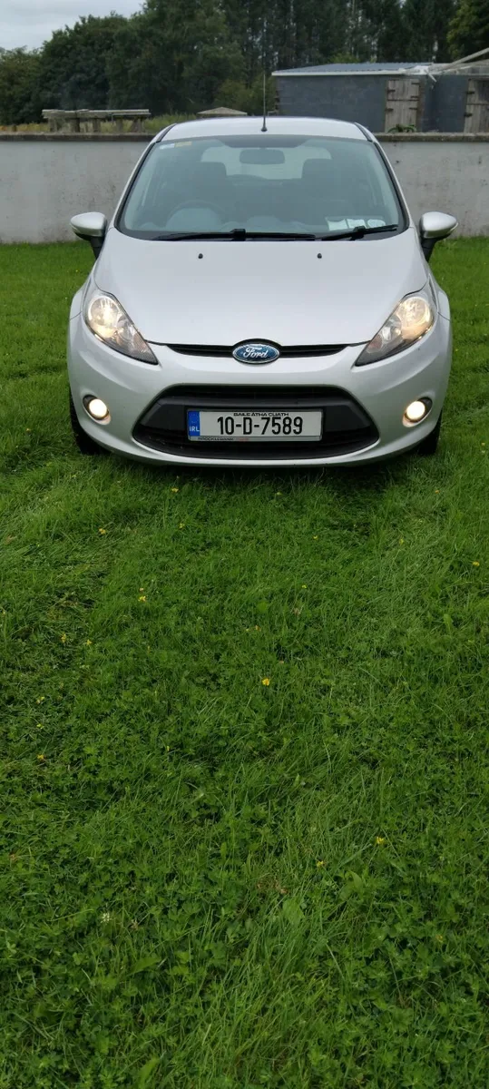 Ford Fiesta 2010 - Image 4