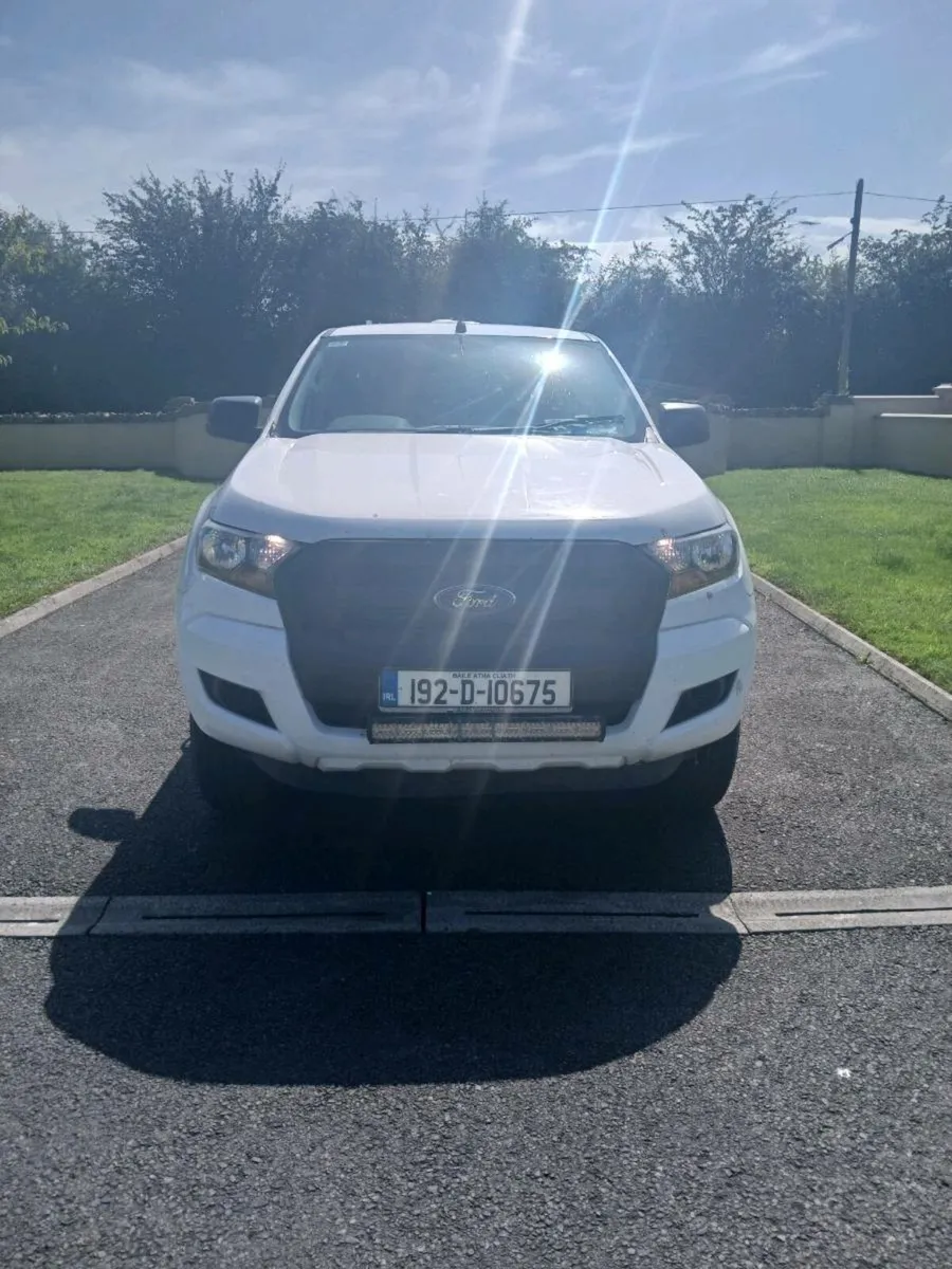 Ford ranger 2019 4x4 sold with 12months doe - Image 1