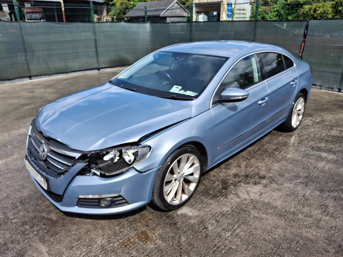 2012 Volkswagen Passat CC  Dsg Automatic - Image 3