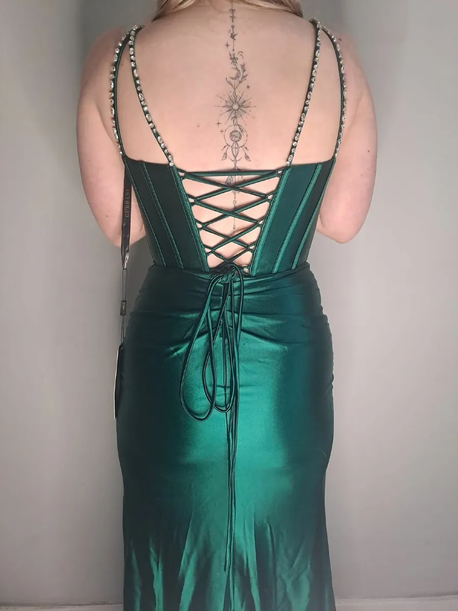Debs dress - Image 3