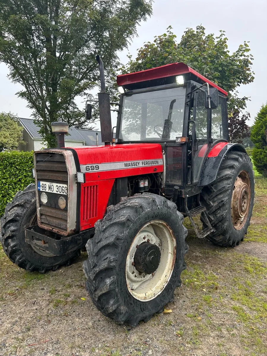 Massey Ferguson 699 - Image 2