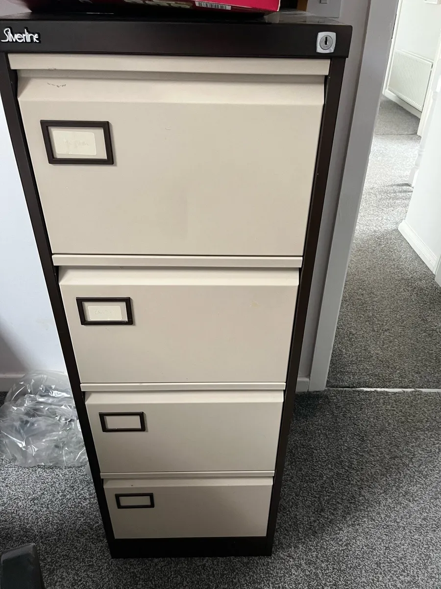 Filing cabinet - Image 1