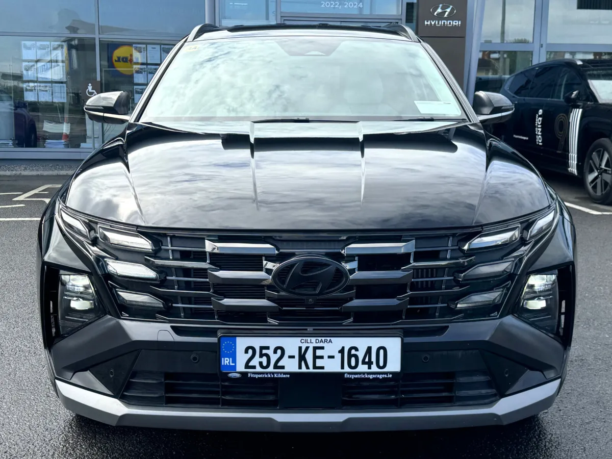 252 Hyundai Tucson Executive Plus HEV Auto 2025 - Image 3
