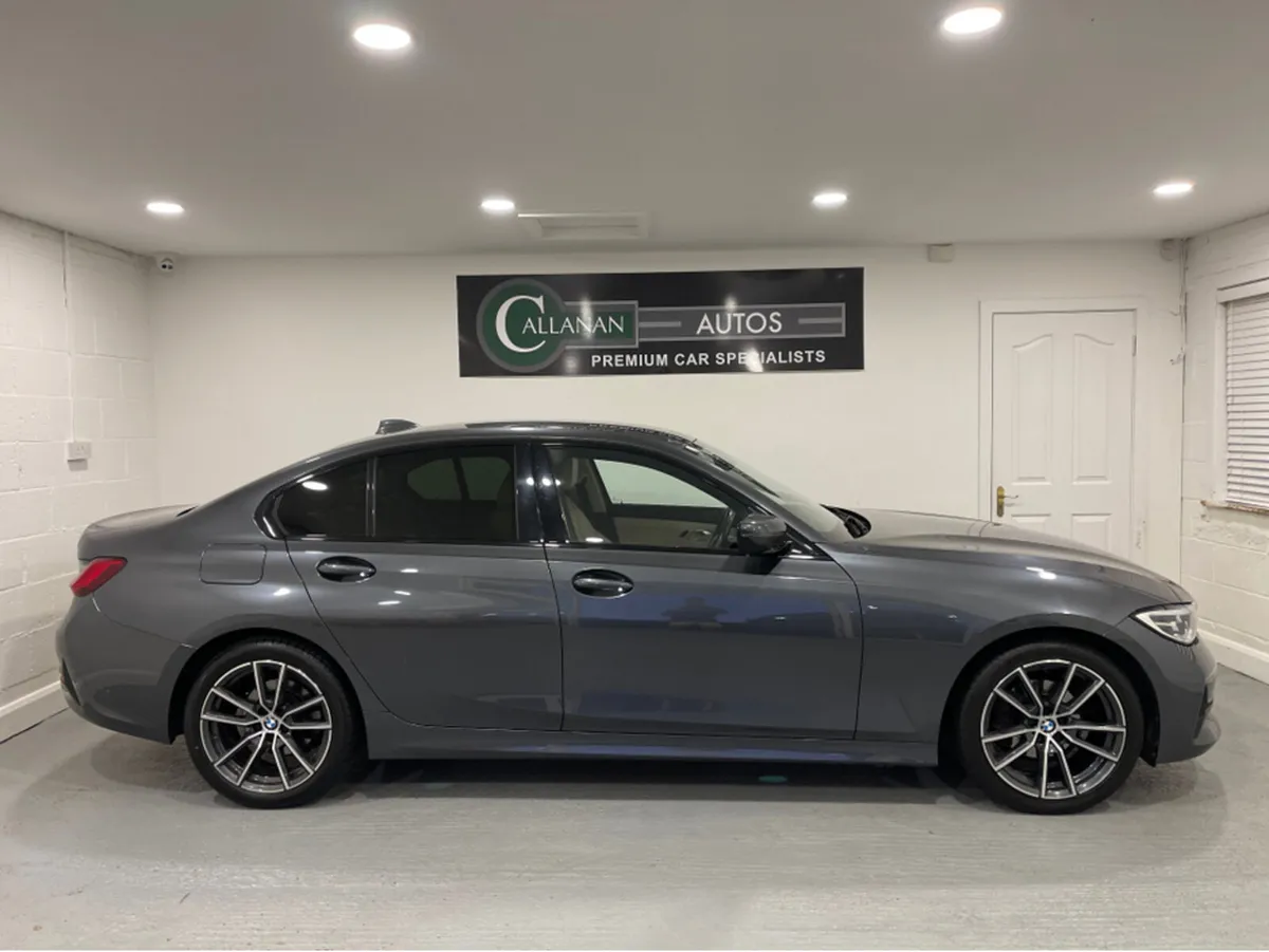 BMW 3-Series 318D SPORT AUTO***202 REG***LOW MILES - Image 4