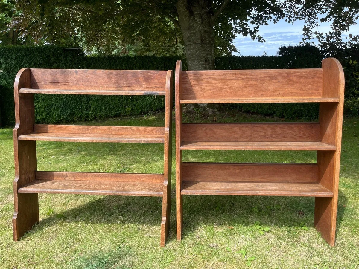 2 bookshelves - Image 1