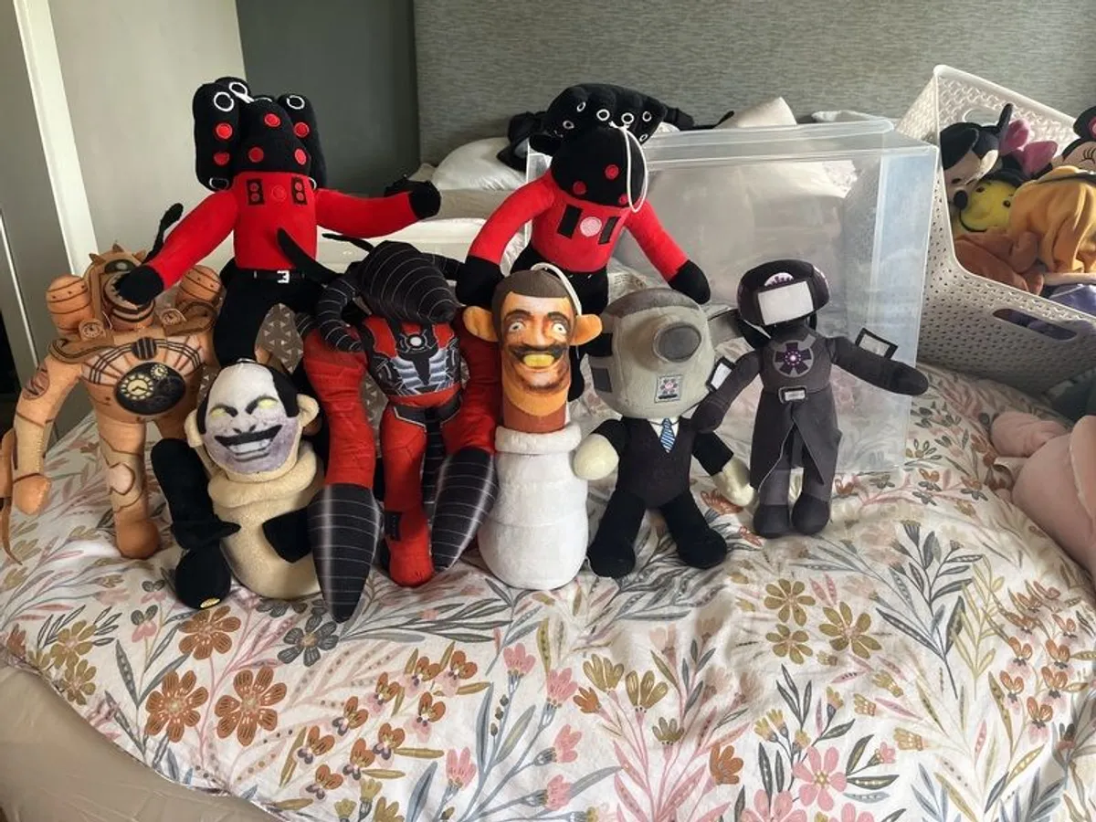 Skibidi toilet and enemies plushies - Image 4