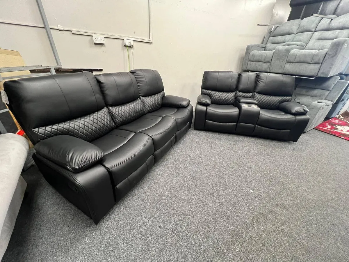 Rita Black Leather Manual Recliner Sofa Set - Image 2
