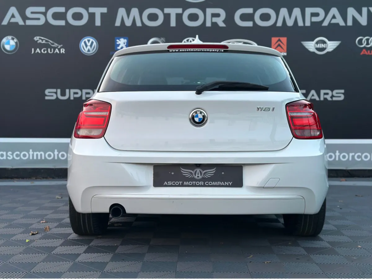 BMW 1-Series 116 LUXURY MODEL - Image 4
