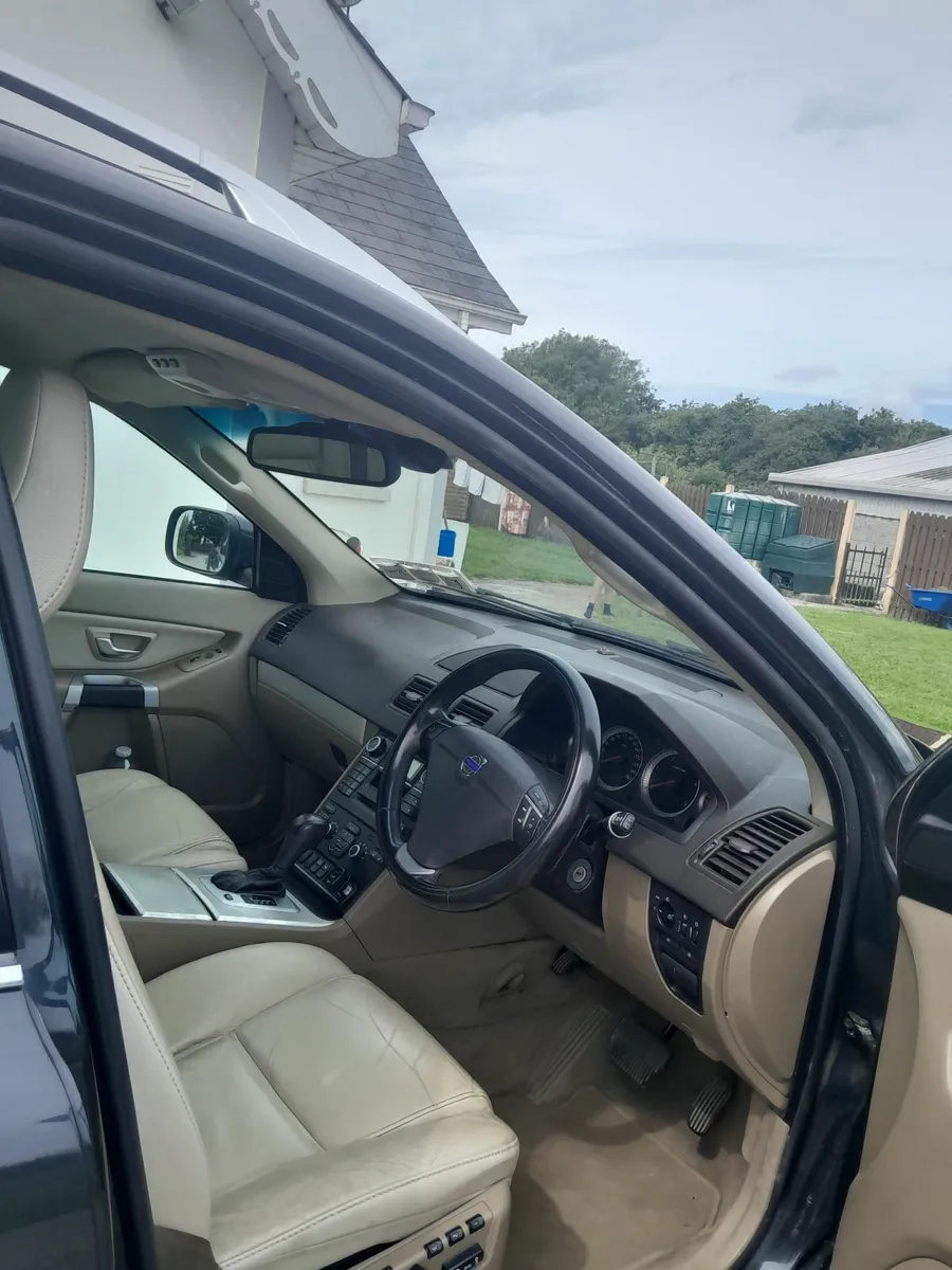 Volvo XC90 2014 - Image 3