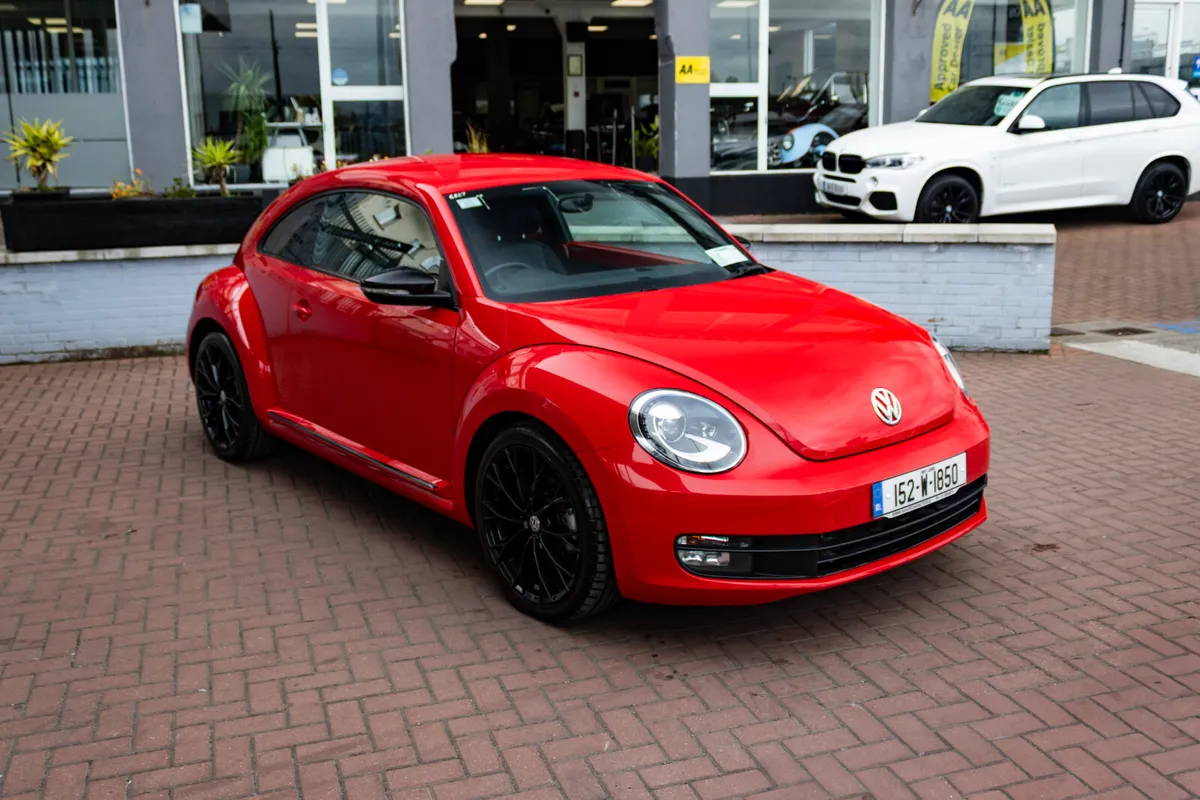 Volkswagen Beetle 2015 - Image 1