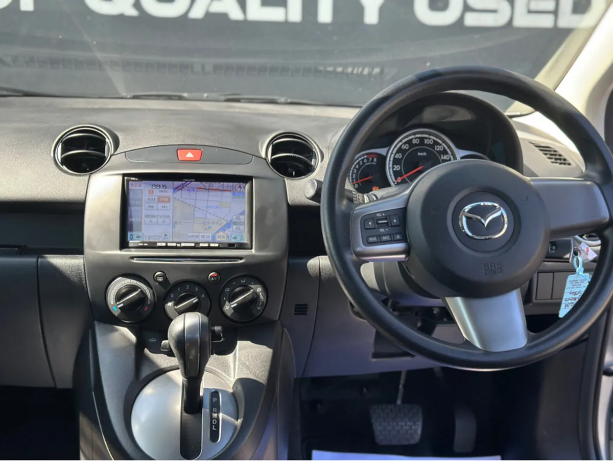 Mazda Demio Auto - Image 4
