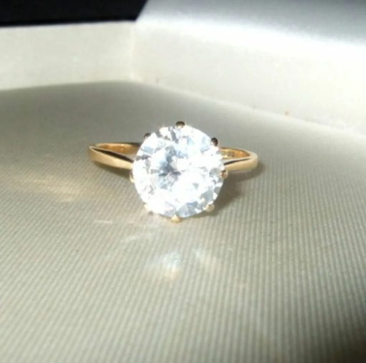 Vintage 14ct Gold Solitaire - Image 1