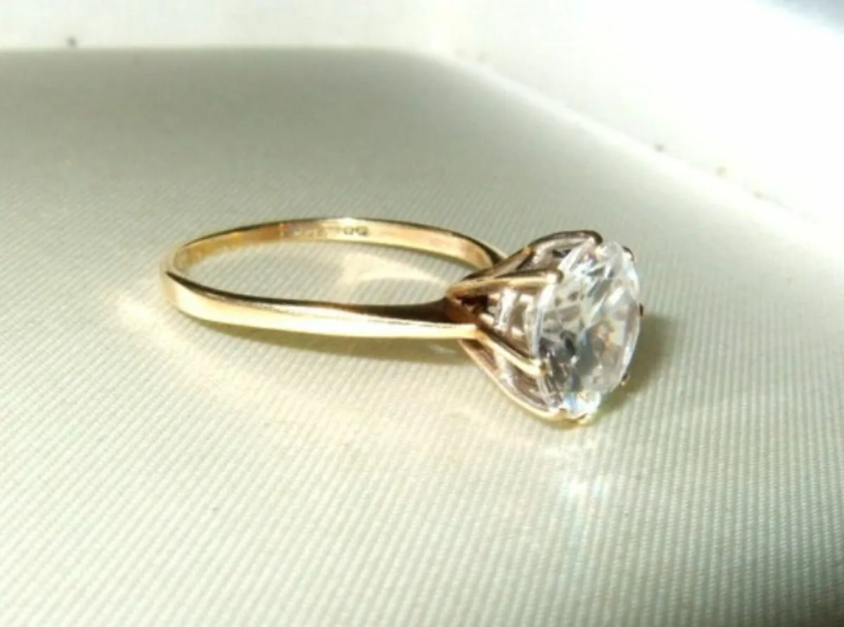 Vintage 14ct Gold Solitaire - Image 4