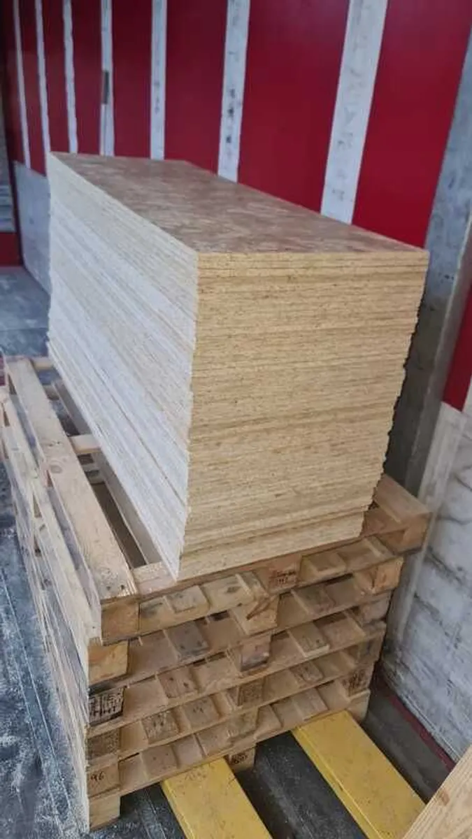 OSB board off cuts - Image 1