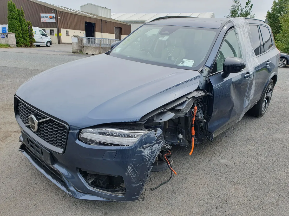 23 VOLVO XC90  2.0 HYBRID FOR BREAKING - Image 2